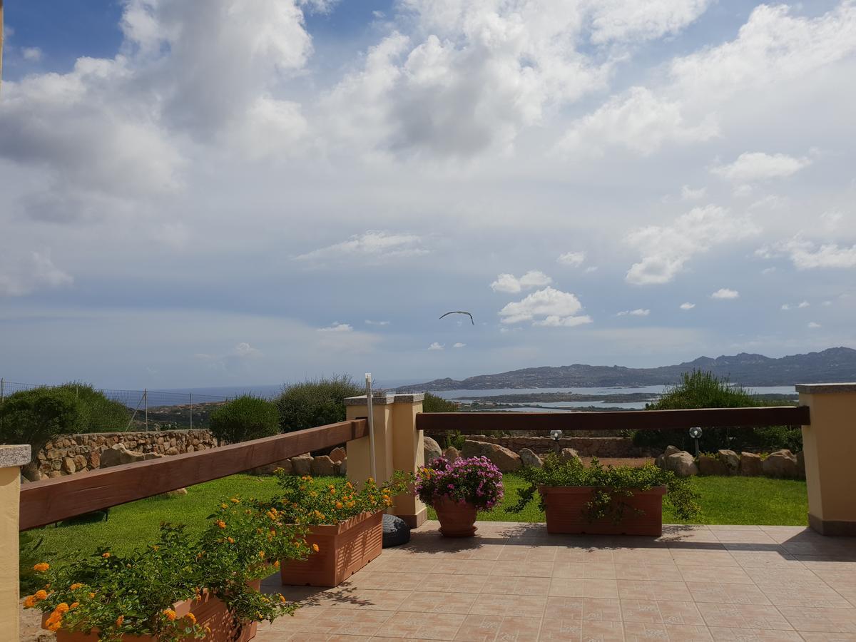 Villa Sprafundu La Maddalena  Ngoại thất bức ảnh